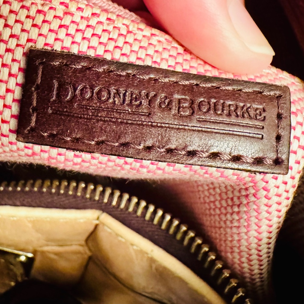 Dooney & Bourke Croc Embossed Leather Hobo bag - NWOT - Picture 7 of 16
